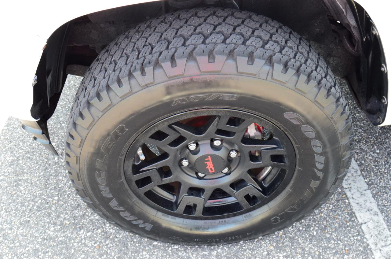 Toyota Tacoma SR5 Double Cab Long Bed I4 6AT 2WD 2018