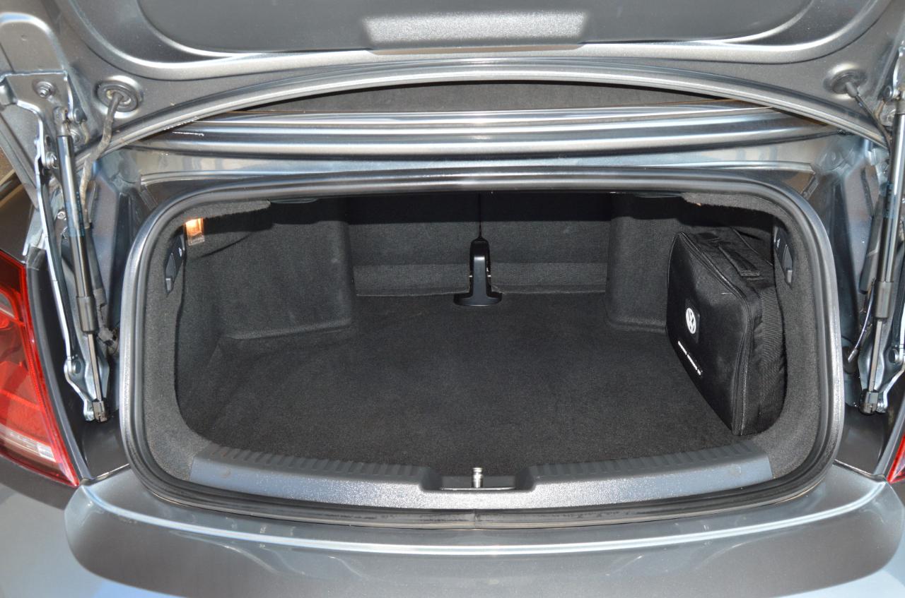 Volkswagen Beetle 1.8T Classic Convertible 2017