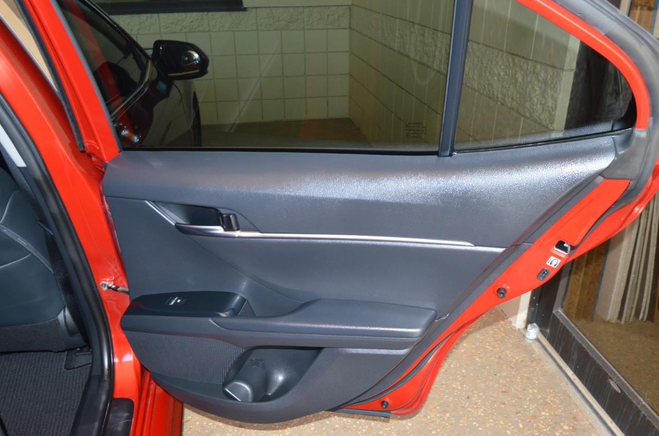 Toyota Camry SE 2019