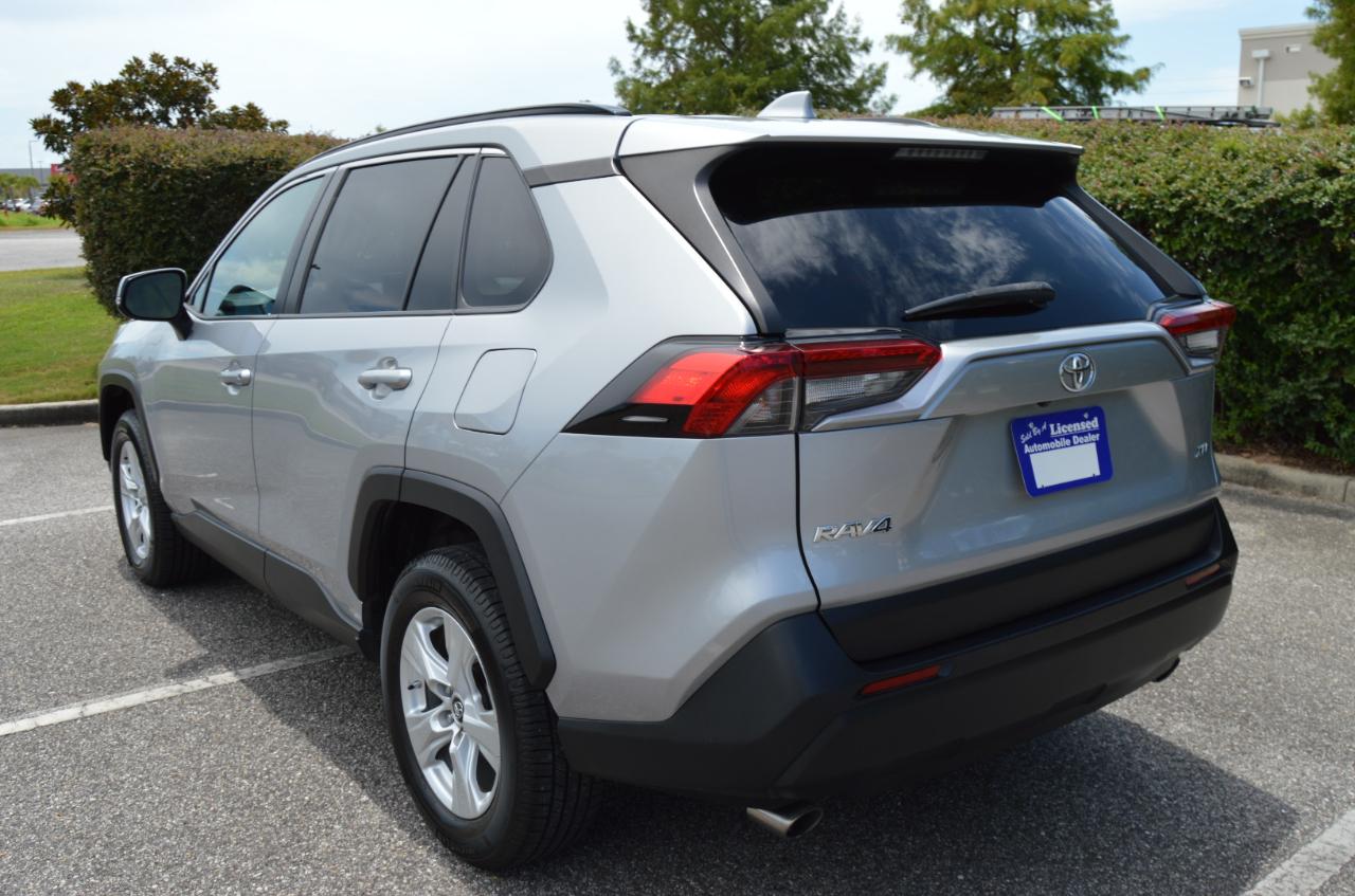 Toyota RAV4 XLE 2019
