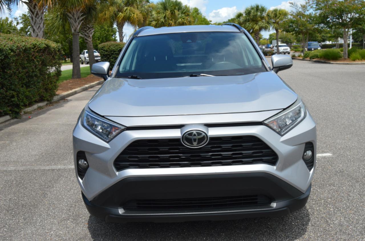 Toyota RAV4 XLE 2019