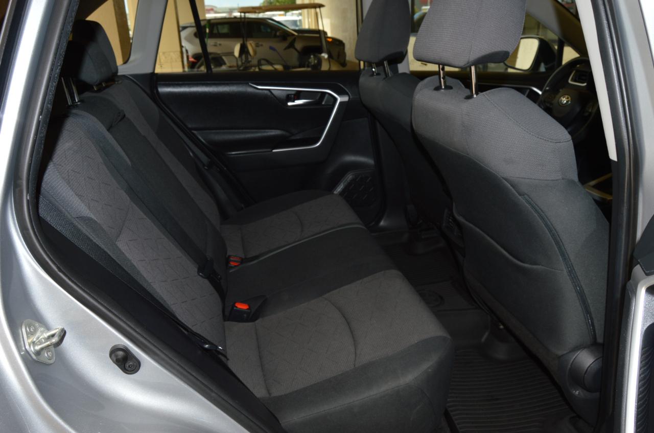 Toyota RAV4 XLE 2019