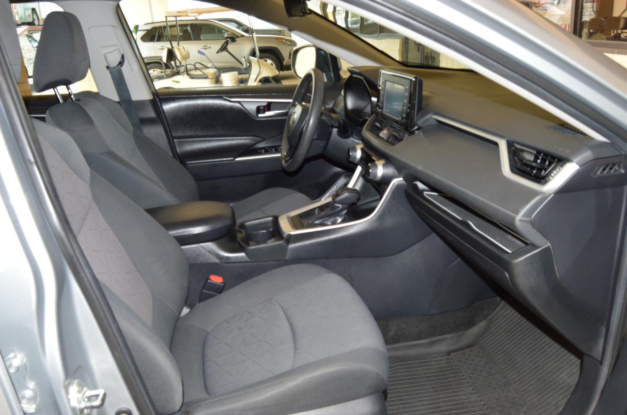 Toyota RAV4 XLE 2019