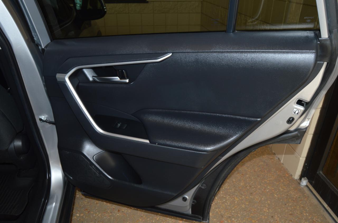 Toyota RAV4 XLE 2019