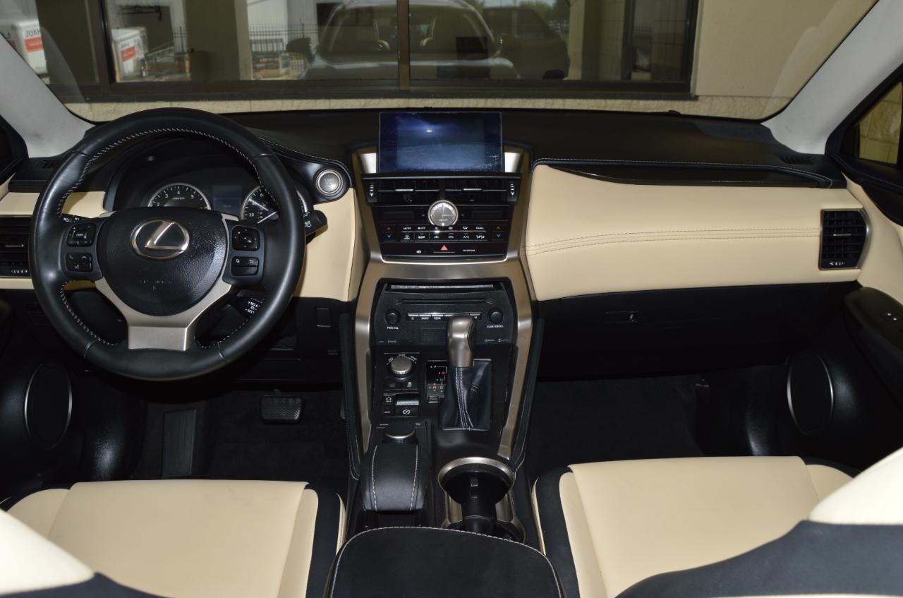 Lexus NX 200t FWD 2015