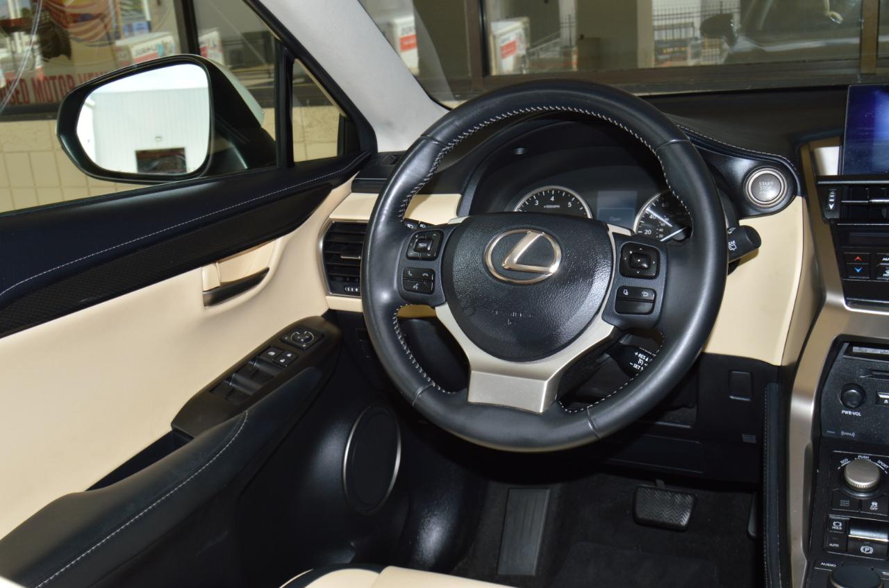 Lexus NX 200t FWD 2015
