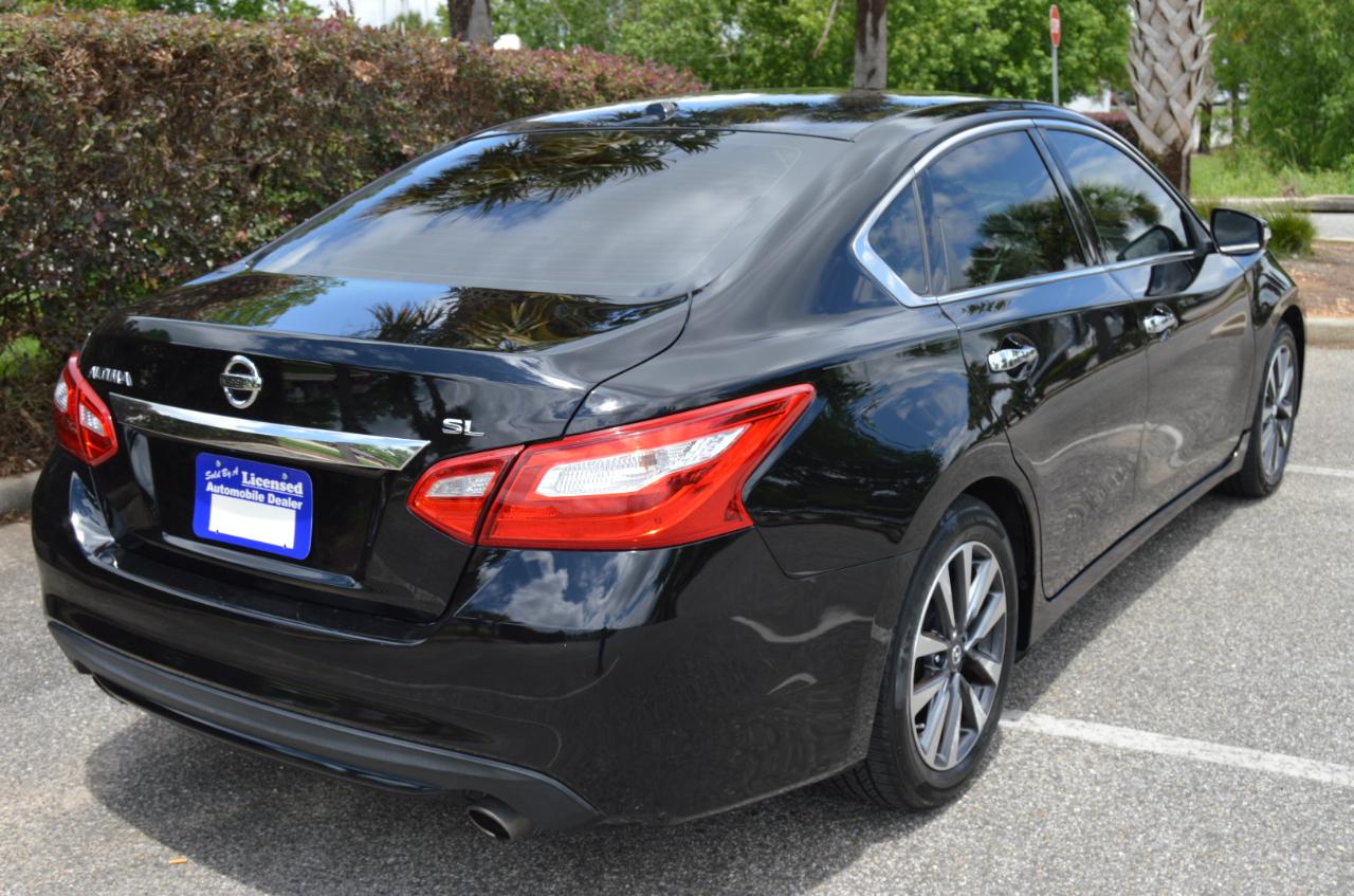 Nissan Altima 2.5 SL Sedan 2017