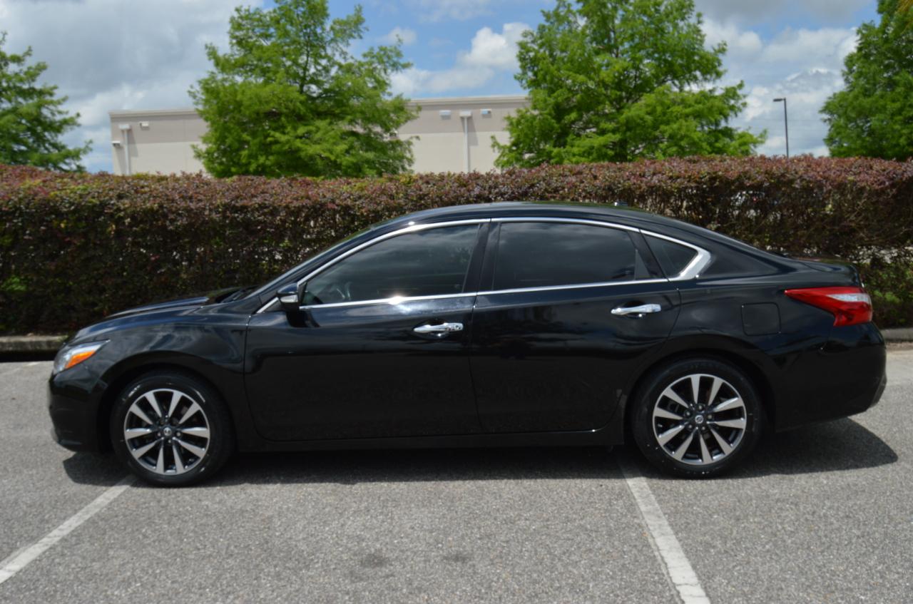 Nissan Altima 2.5 SL Sedan 2017