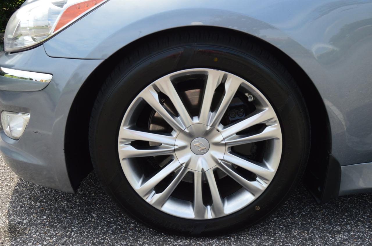 Hyundai Genesis 3.8L 2013