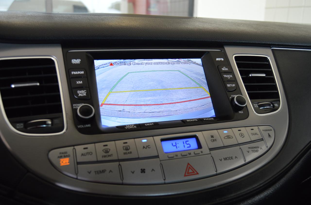 Hyundai Genesis 3.8L 2013