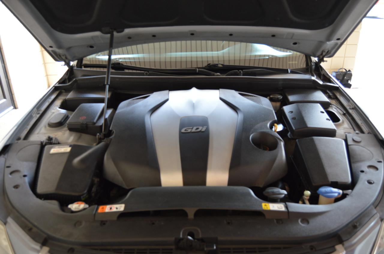 Hyundai Genesis 3.8L 2013