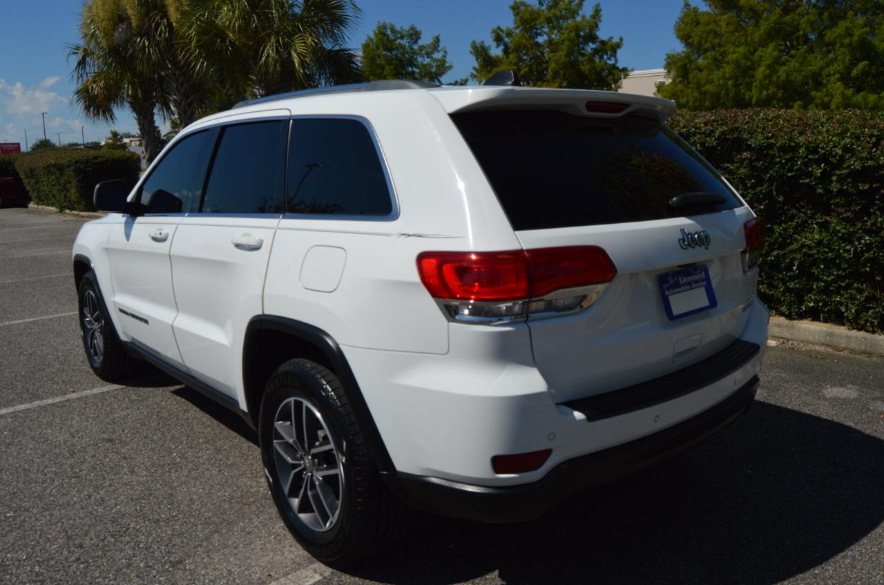 Jeep Grand Cherokee Laredo E 2018