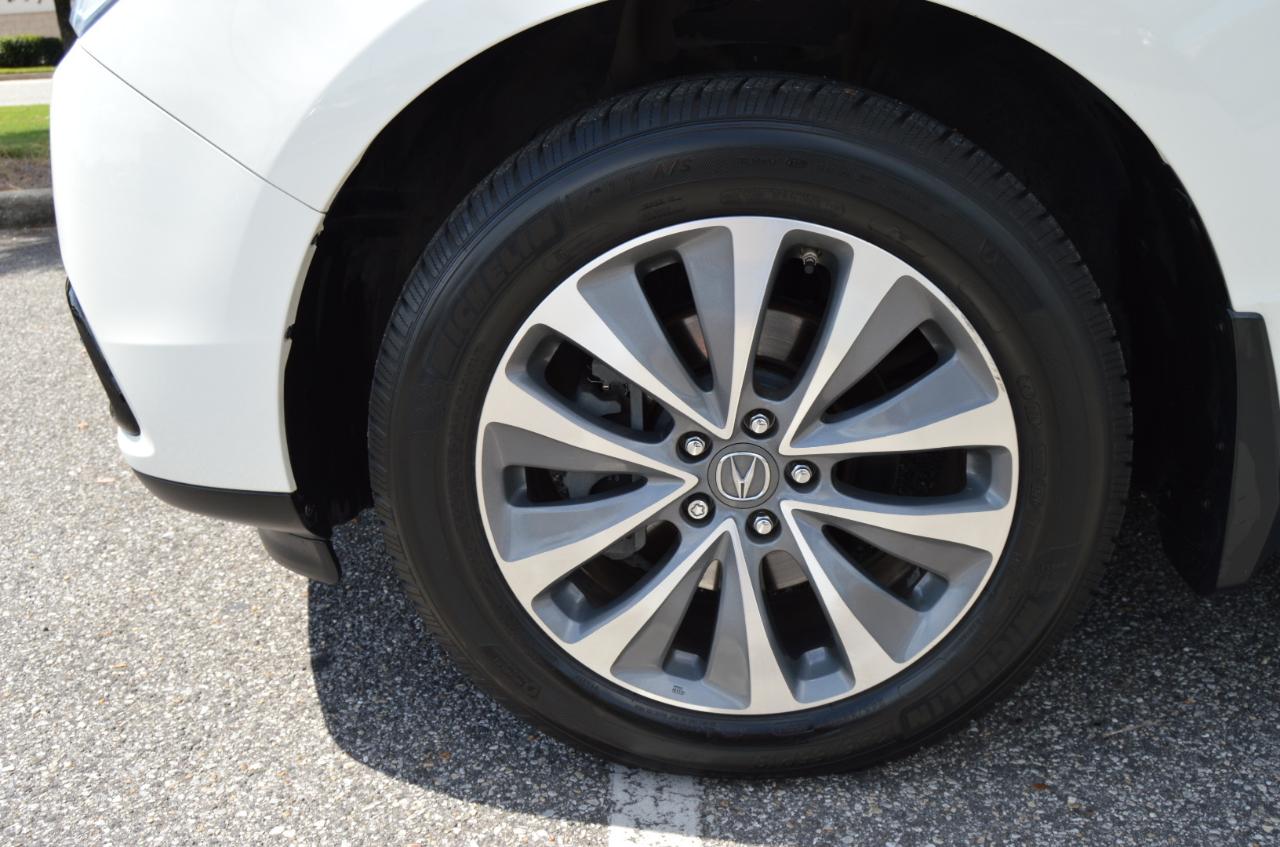 Acura MDX 9-Spd AT w/Tech Package 2016