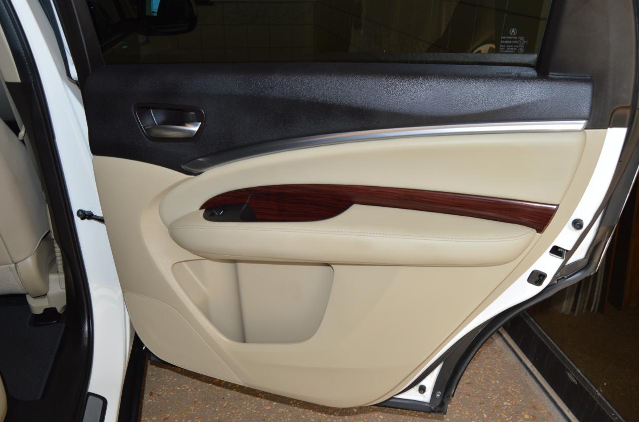 Acura MDX 9-Spd AT w/Tech Package 2016