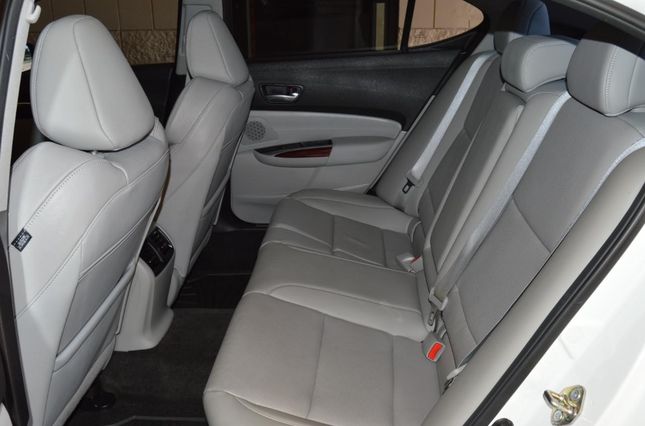 Acura TLX 9-Spd AT w/Technology Package 2017