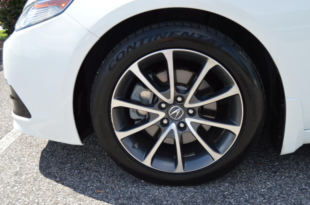 Acura TLX 9-Spd AT w/Technology Package 2017