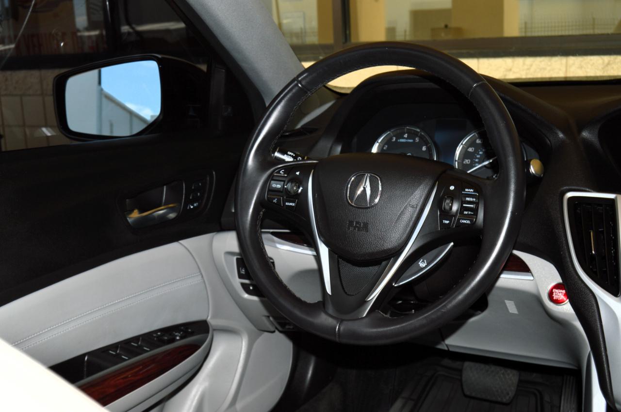 Acura TLX 9-Spd AT w/Technology Package 2017