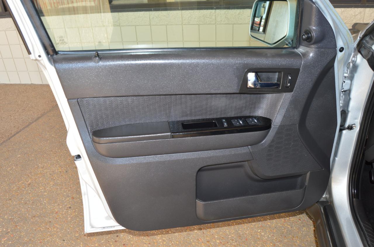 Ford Escape Limited FWD 2012