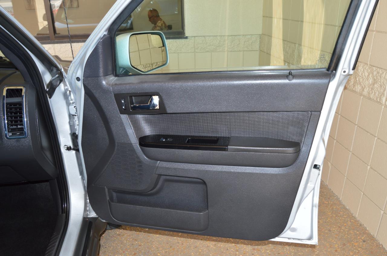 Ford Escape Limited FWD 2012