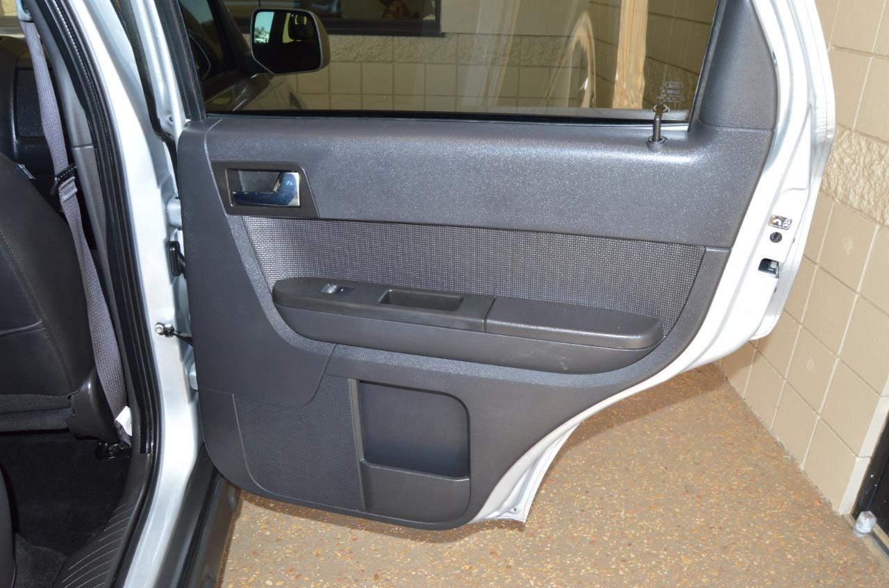Ford Escape Limited FWD 2012