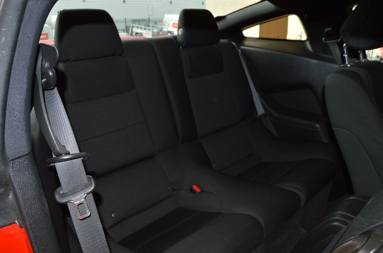 Ford Mustang V6 Coupe 2013