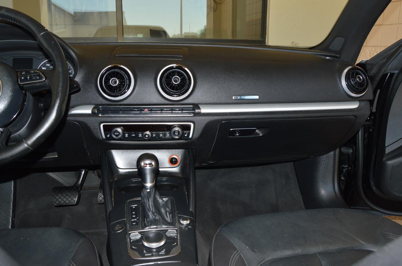 Audi A3 2.0T Premium Cabriolet quattro S tronic 2016