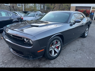 2016 Dodge Challenger 2dr Cpe SXT