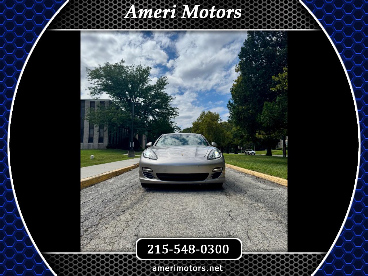 2012 Porsche Panamera 4dr HB