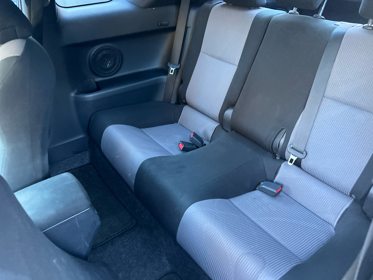 2014 Scion tC photo 5