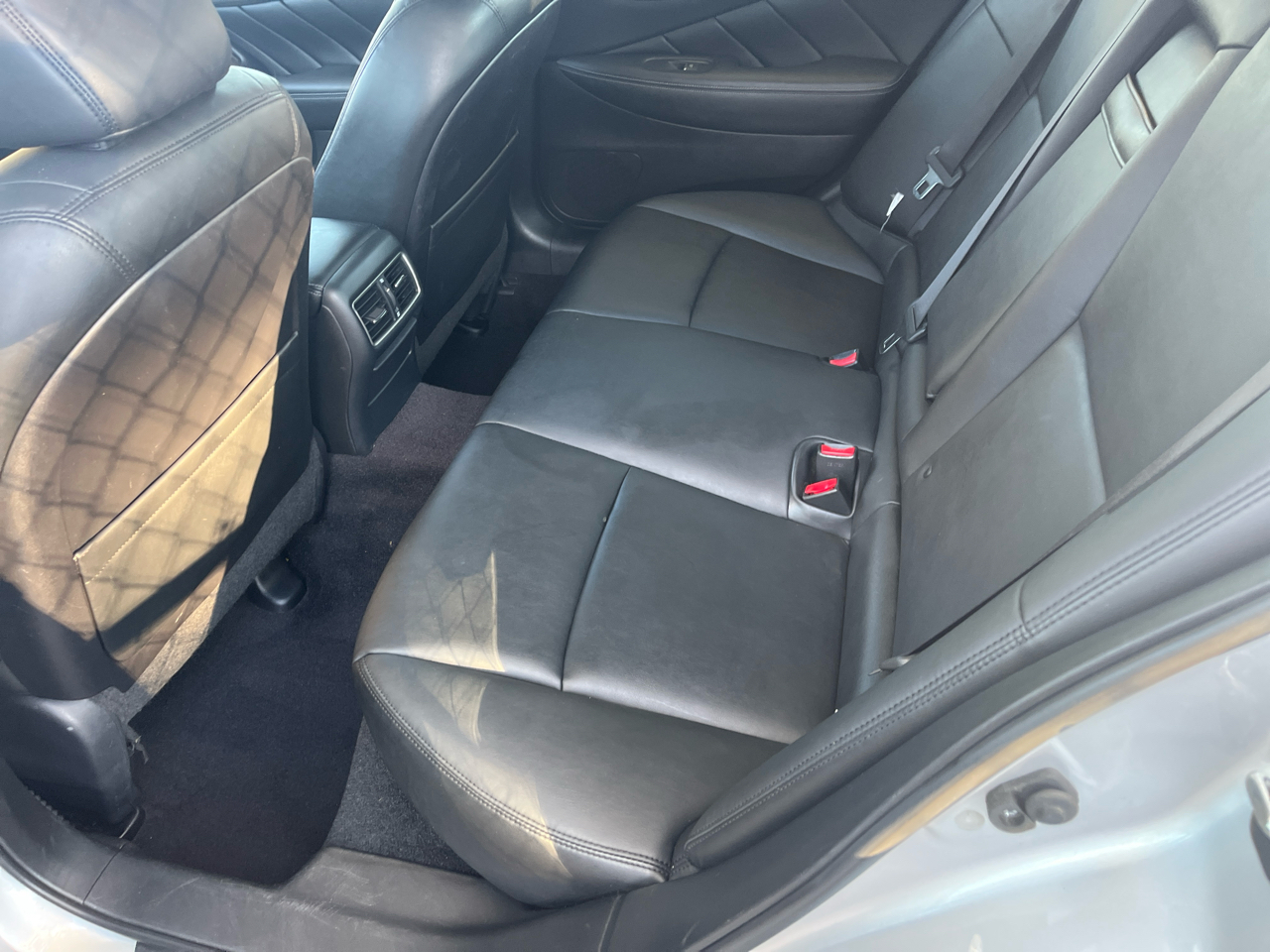 2017 Infiniti Q50 3.0t Premium photo 4