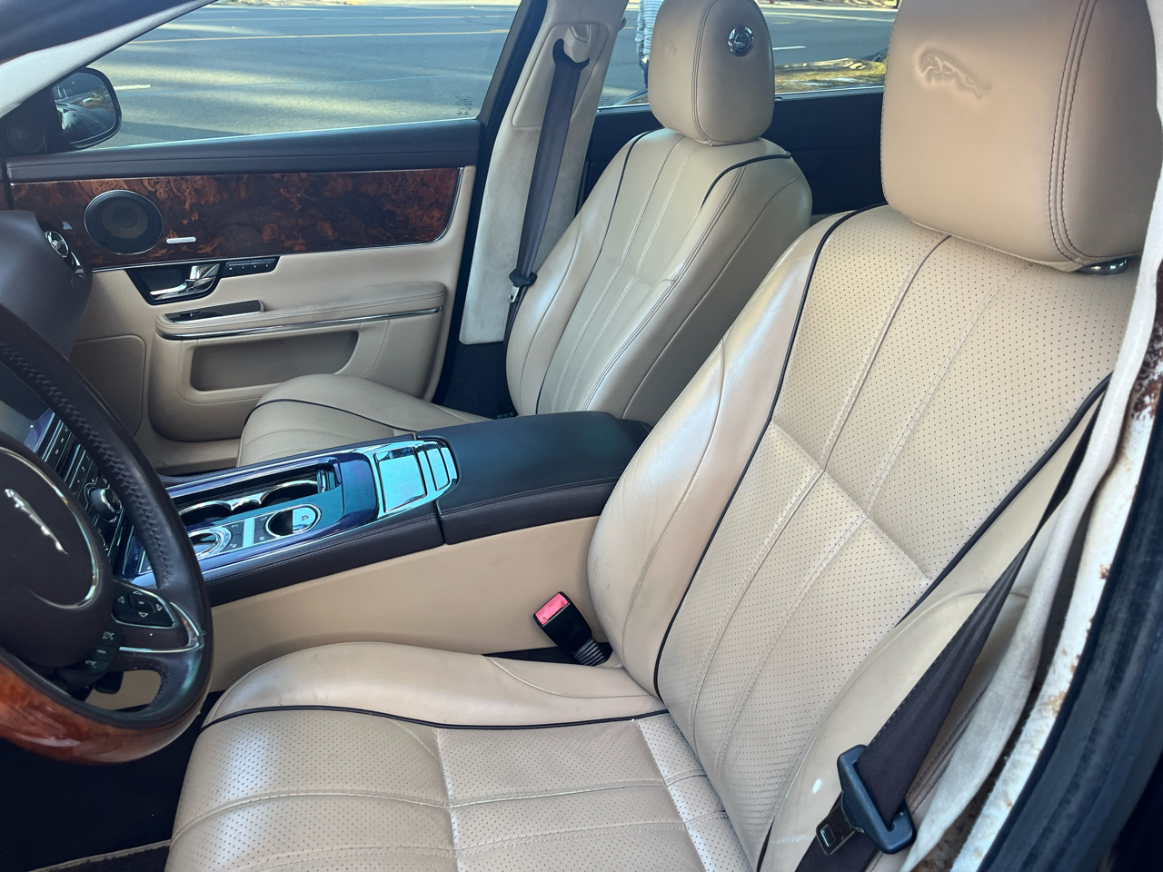 2012 Jaguar XJ XJL photo 2