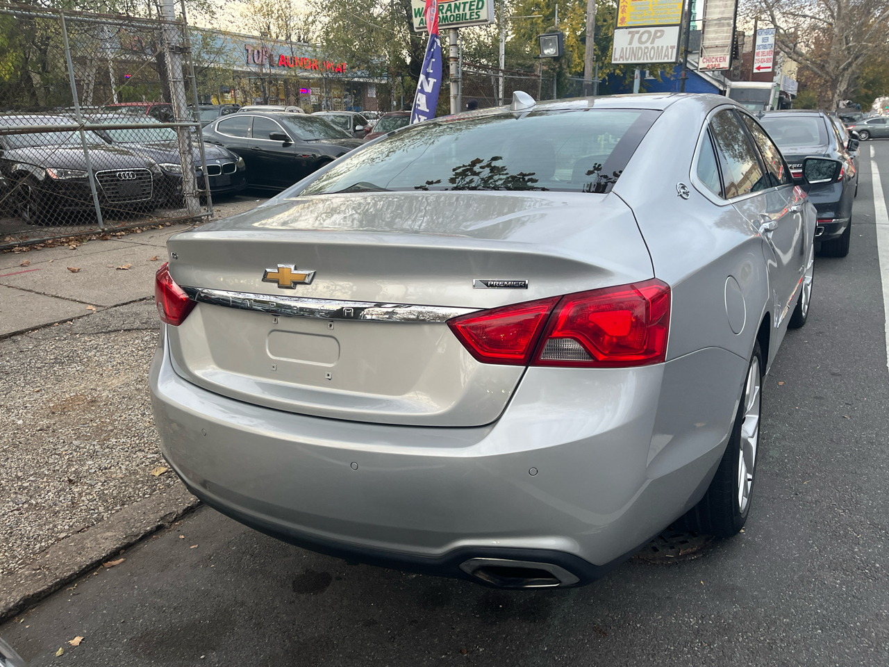 2018 Chevrolet Impala Premier photo 2