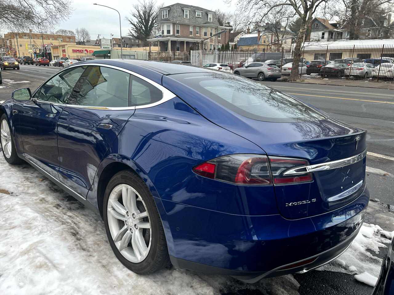 Tesla Model S 4dr Sdn AWD P90D 2015
