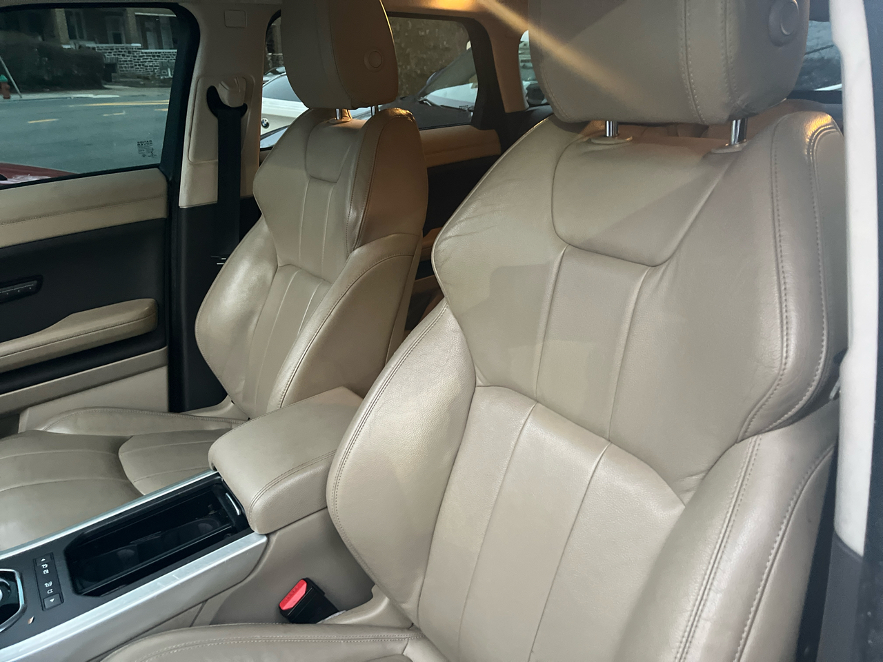 Land Rover Range Rover Evoque 5dr HB SE 2016