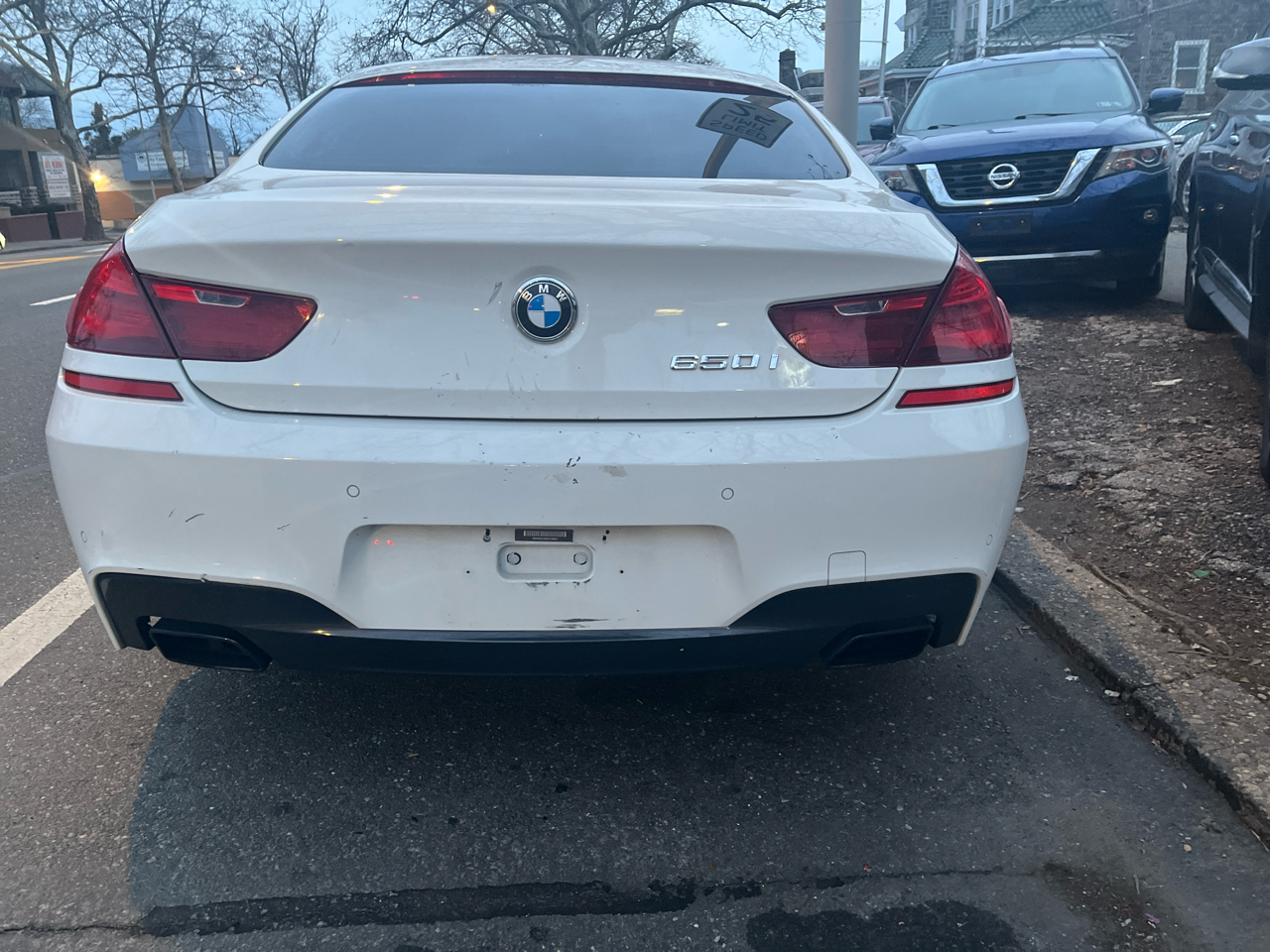 BMW 6 Series 4dr Sdn 650i Gran Coupe 2013