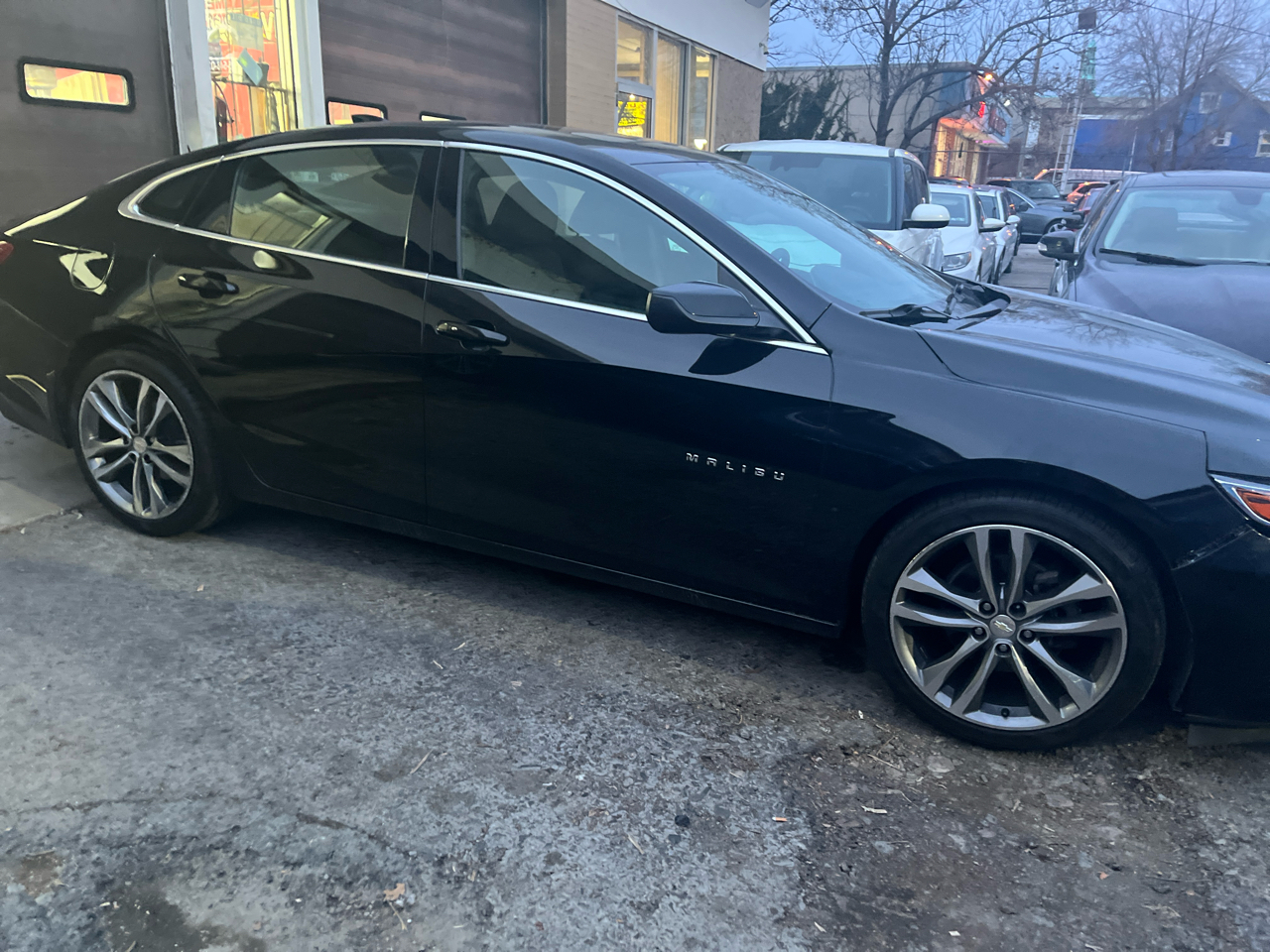 Chevrolet Malibu 4dr Sdn LT 2021