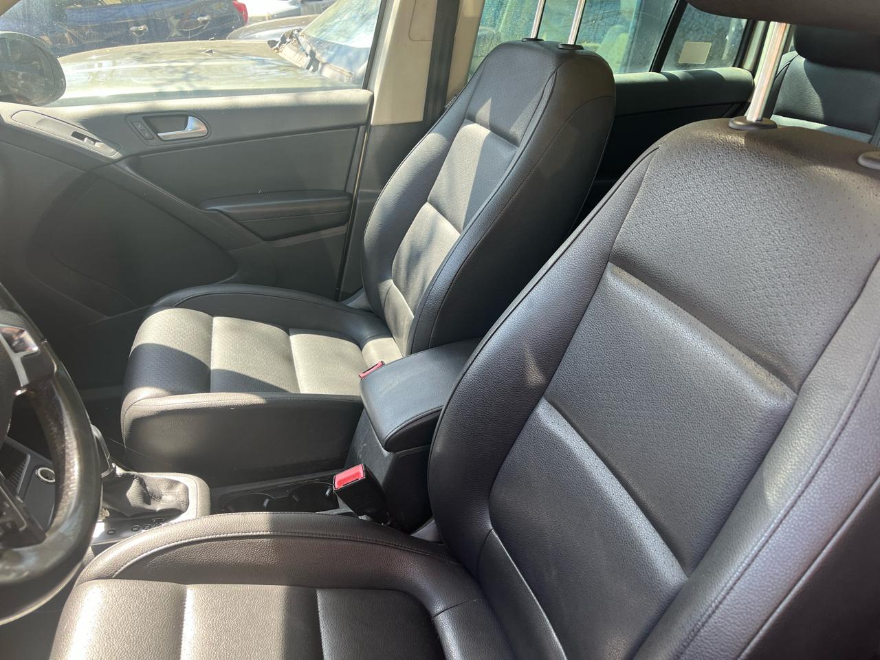 Volkswagen Tiguan 4MOTION 4dr Auto R-Line 2015