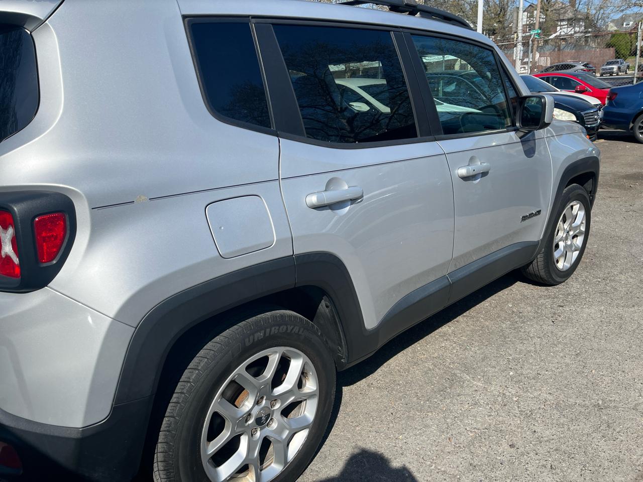 Jeep Renegade FWD 4dr Latitude 2016