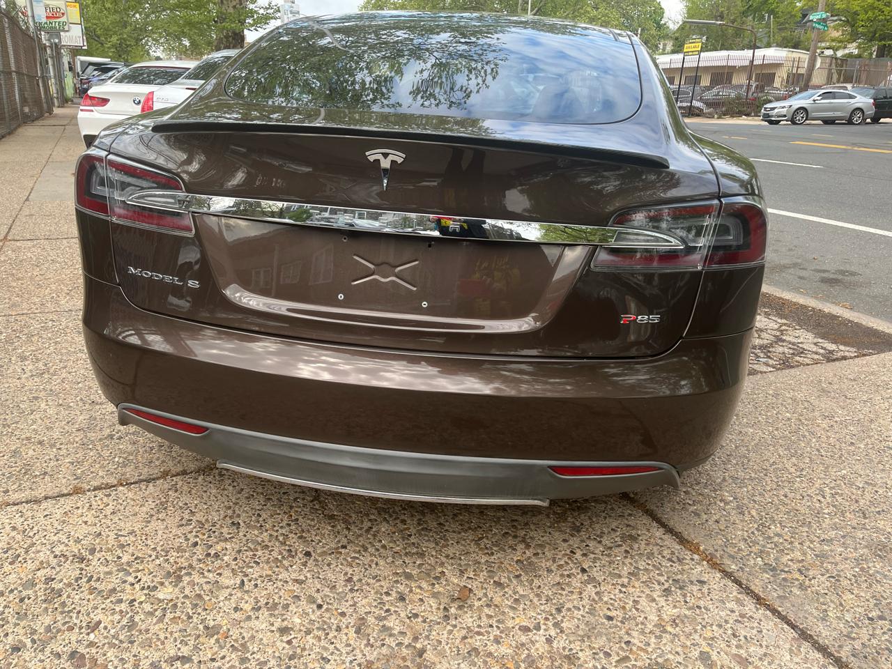 Tesla Model S 4dr Sdn 60 kWh Battery 2014