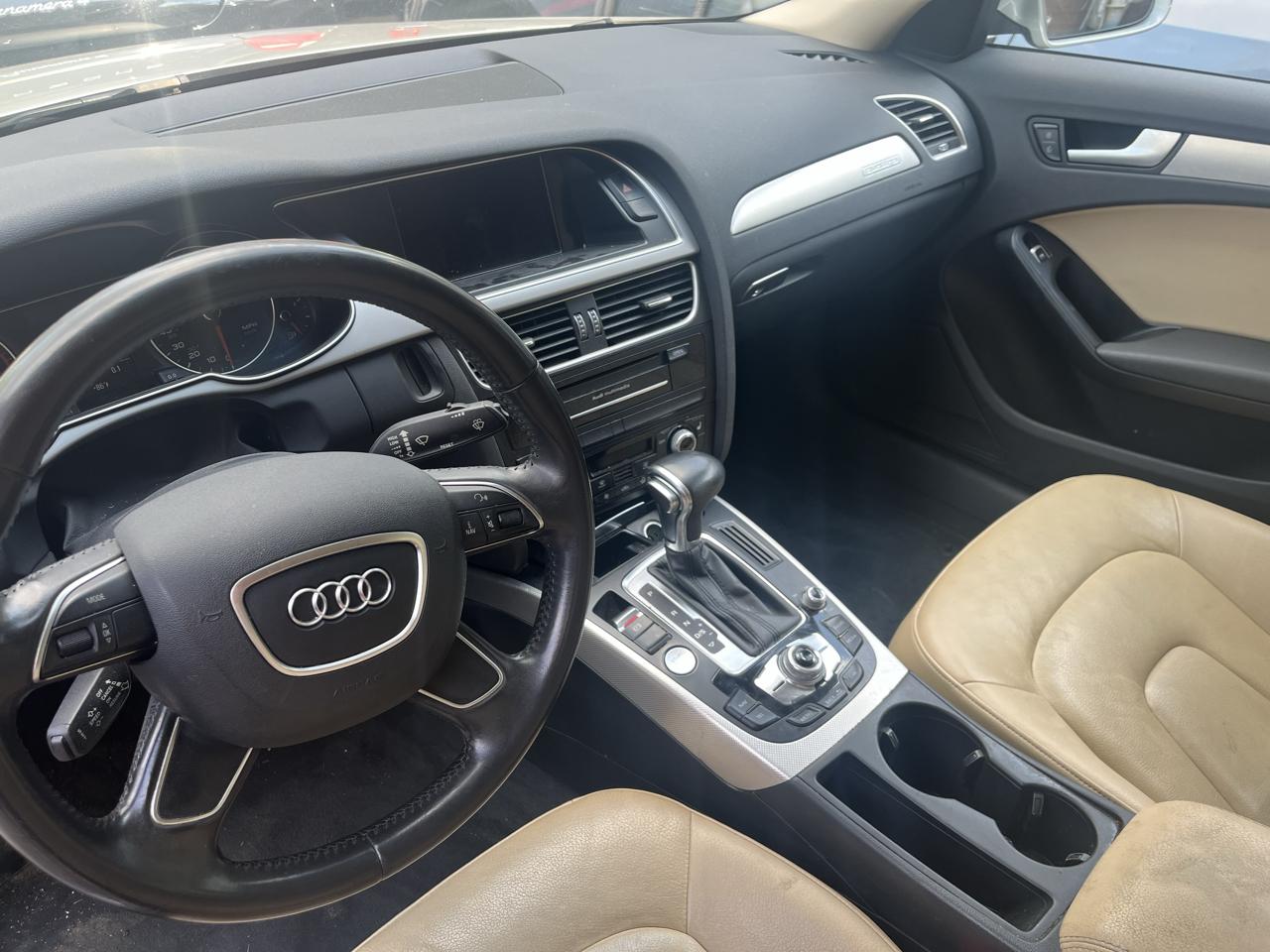 Audi A4 4dr Sdn Auto quattro 2.0T Premium Plus 2014