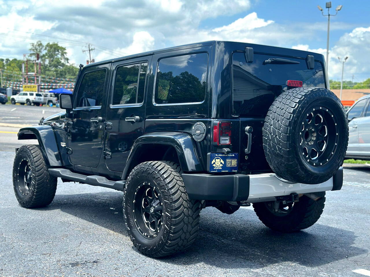 Jeep Wrangler Unlimited Sahara 4WD 2012 Jeep Wrangler Unlimited Sahara 4WD 2012