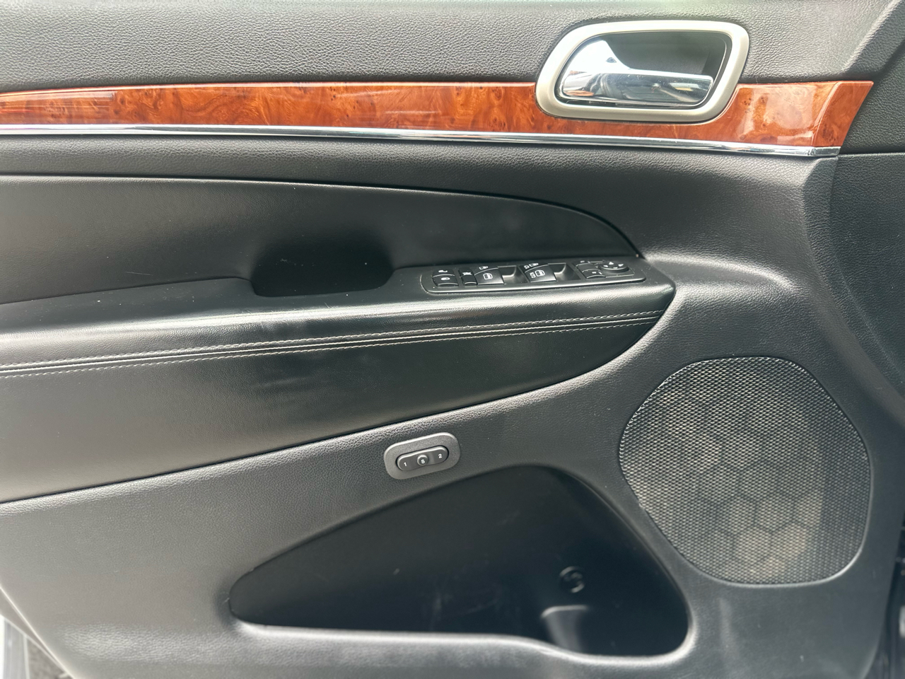 Jeep Grand Cherokee Limited 2WD 2013