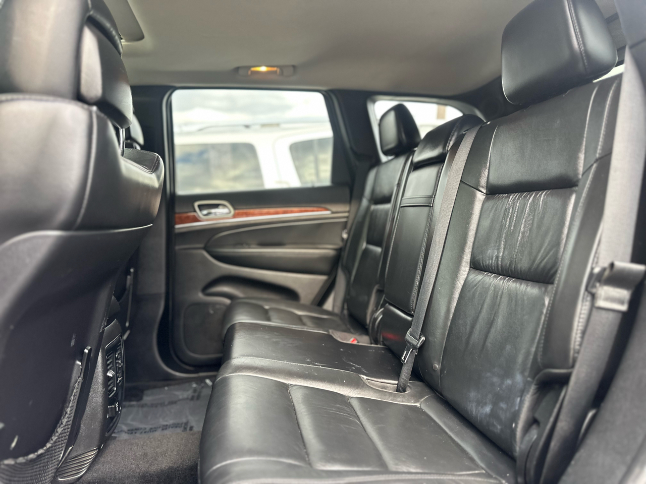 Jeep Grand Cherokee Limited 2WD 2013