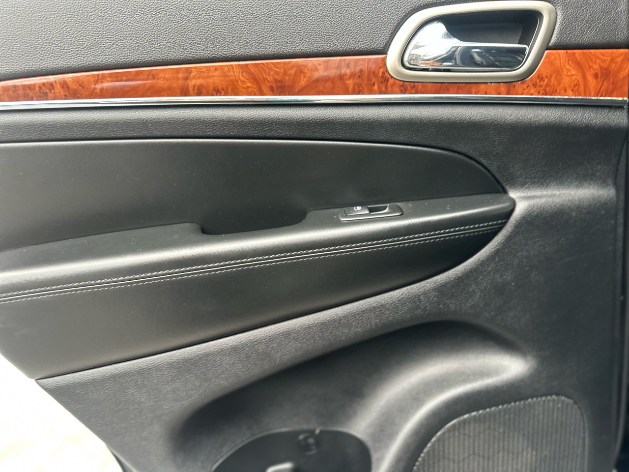 Jeep Grand Cherokee Limited 2WD 2013