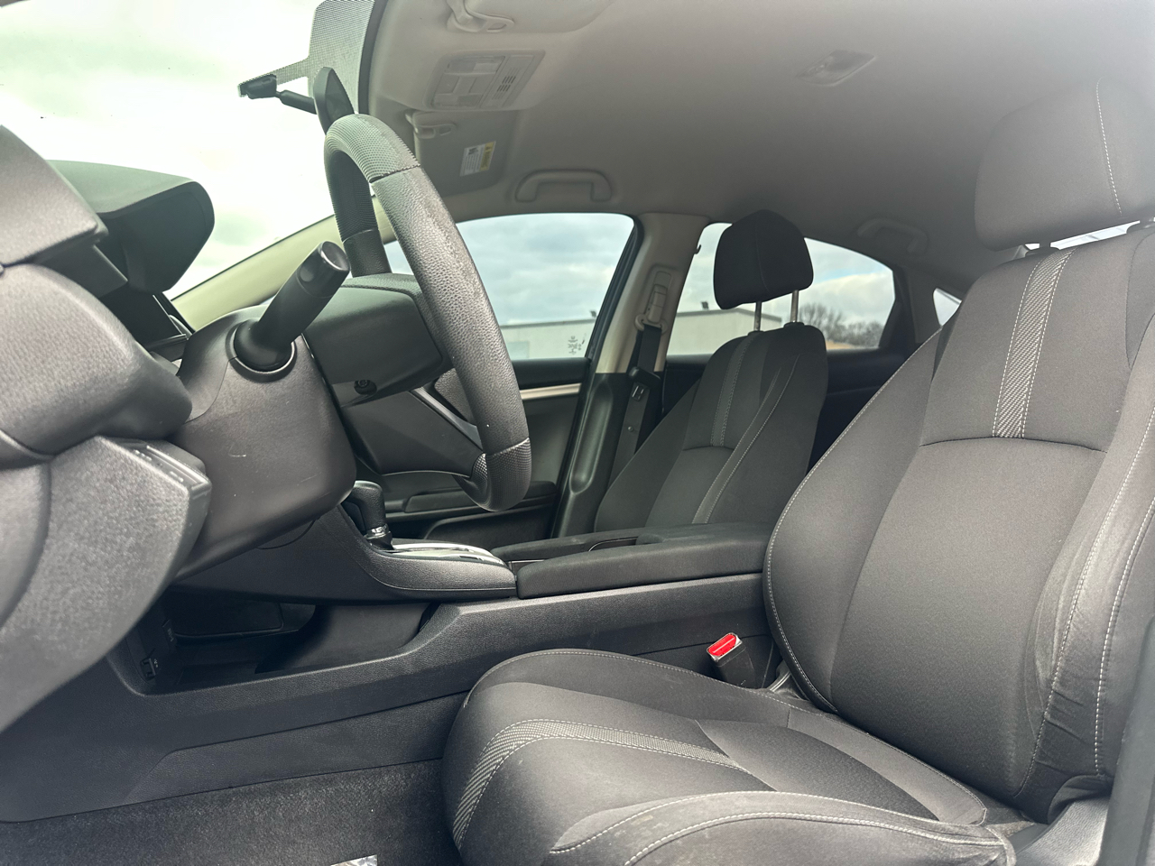 Honda Civic LX Sedan CVT 2017