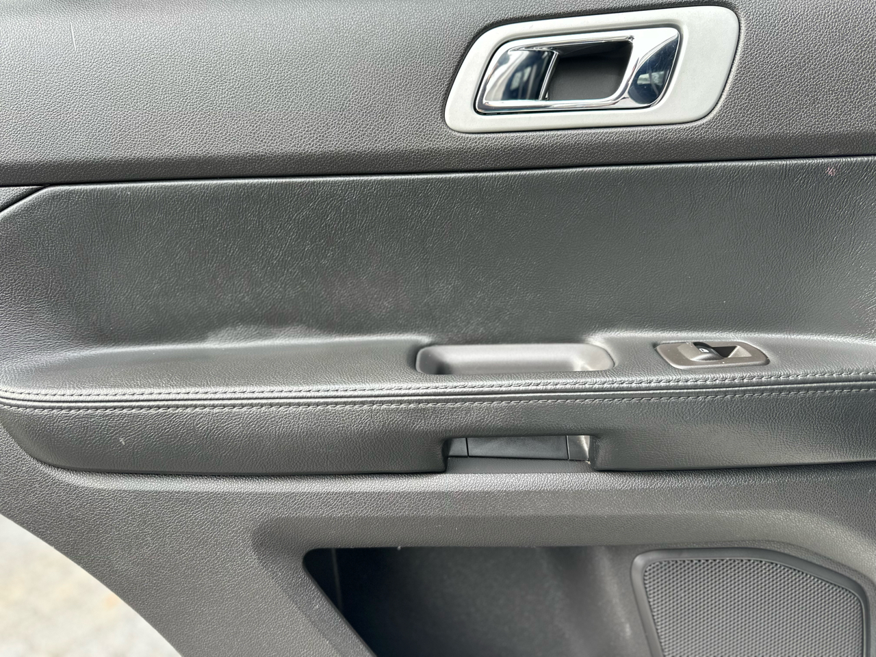 Ford Explorer XLT 4WD 2012