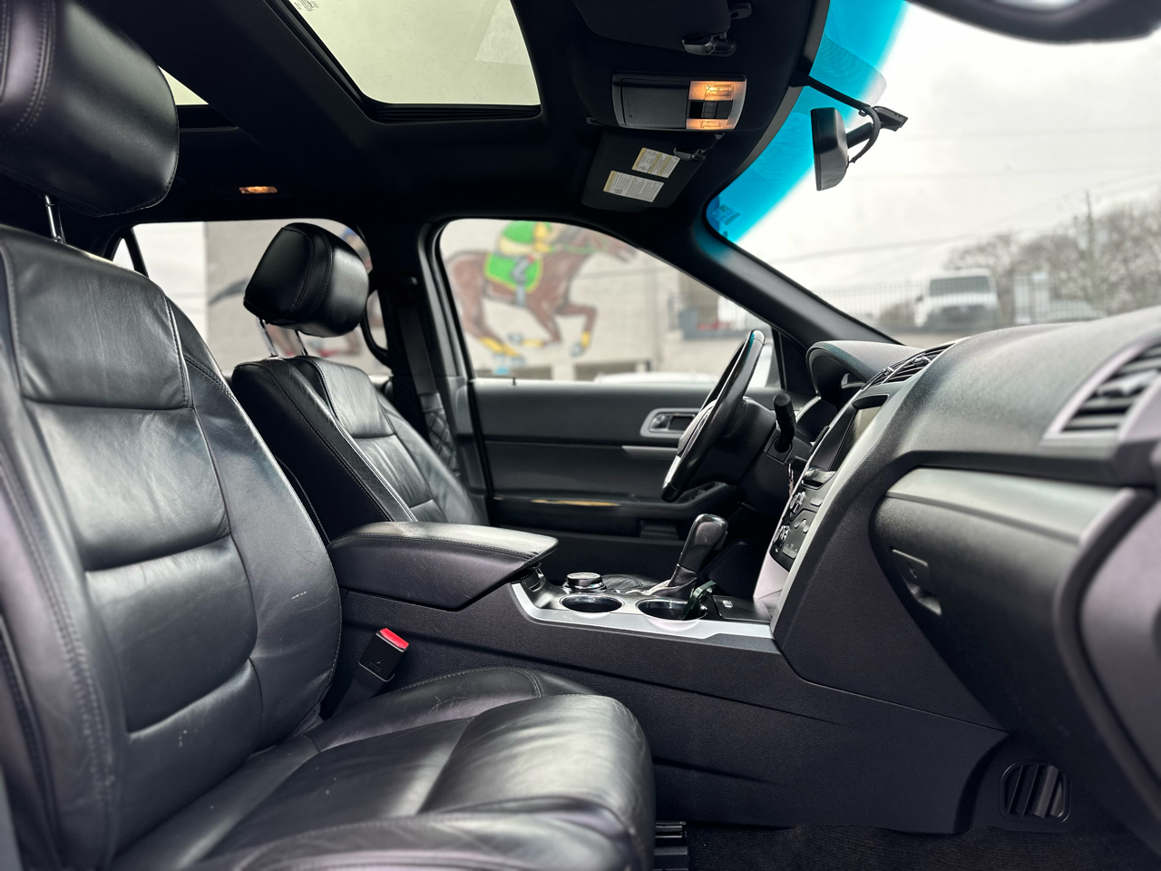 Ford Explorer XLT 4WD 2012