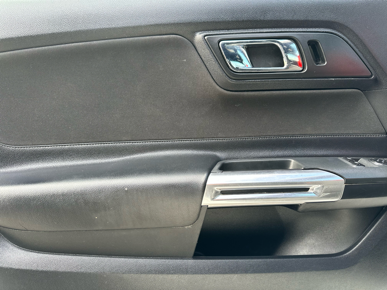 Ford Mustang EcoBoost Coupe 2017