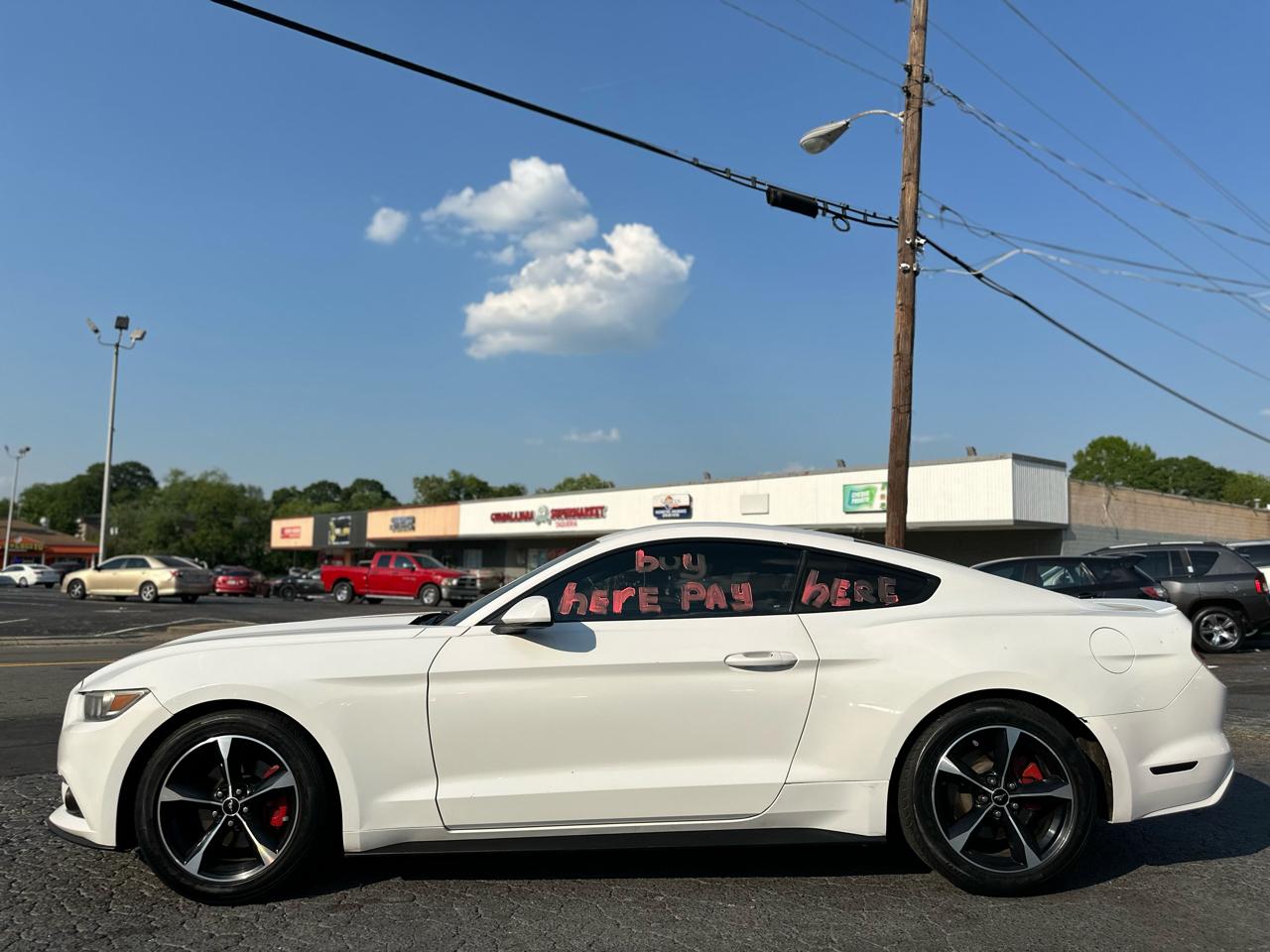 Ford Mustang EcoBoost Coupe 2017
