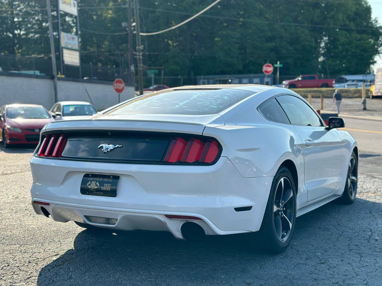 Ford Mustang EcoBoost Coupe 2017
